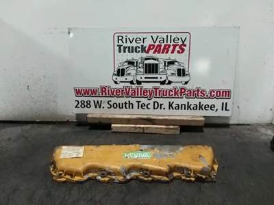 Caterpillar 3208 Valve Cover for a 1985 Ford LNT8000