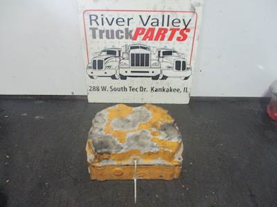 Caterpillar C10 Valve Cover for a 2000 International F-8100