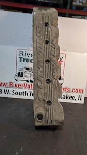 Cummins ISB Valve Cover for a 2000 Blue Bird Commercial Bus