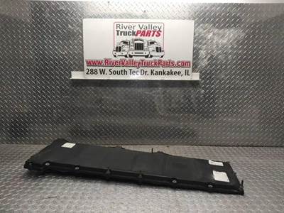 Detroit DD15 Valve Cover