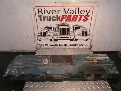 International DT466 Valve Cover