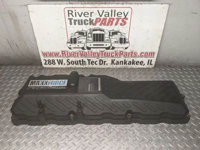 International DT466 Valve Cover for a 2009 Ic Corporation PB105