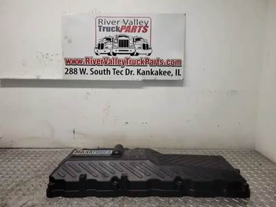 International DT466 Valve Cover for a 2009 Ic Corporation PB105