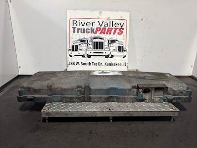 International DT466E Valve Cover for a 2008 International SCHOOL BUS