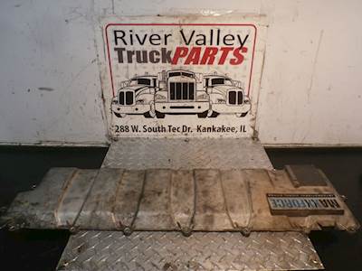 International MaxxForce 13 Valve Cover