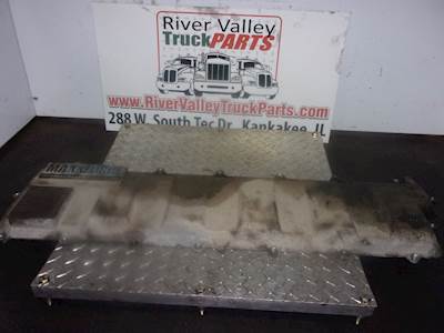 International MaxxForce 13 Valve Cover