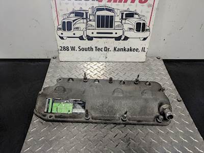 International MaxxForce 7 Valve Cover for a 2010 International 4300V
