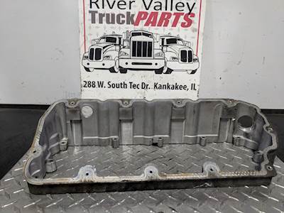 International MaxxForce 7 Valve Cover for a 2010 International 4300V