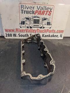 International MaxxForce 7 Valve Cover