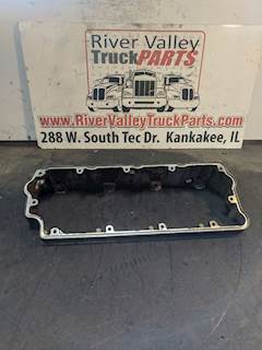 International MaxxForce 7 Valve Cover
