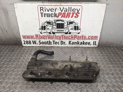 International MaxxForce 7 Valve Cover