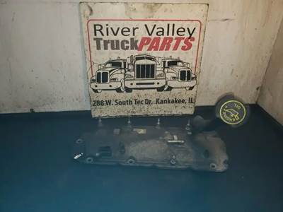 International MaxxForce 7 Valve Cover