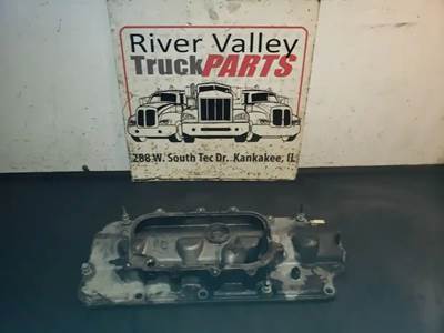 International MaxxForce 7 Valve Cover