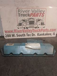 International T444 Valve Cover