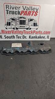 International VT365 Valve Cover for a 2007 International 4300