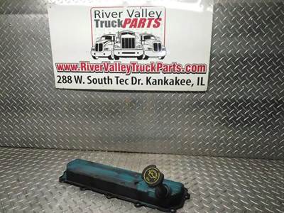 International VT365 Valve Cover for a 2004 International 4300