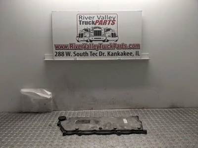 Isuzu 4HK1TC Valve Cover for a 2015 Isuzu NPR