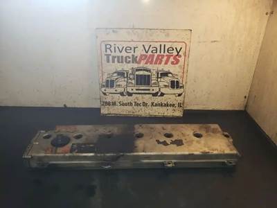 Mercedes-Benz MBE 900 Valve Cover for a 2006 Freightliner M2 106