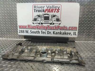 Mitsubishi FE Valve Cover for a 2007 Mitsubishi FE-84D