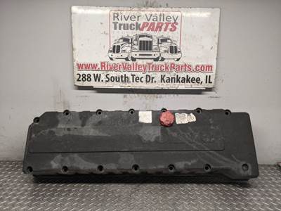 Volvo D13 Valve Cover for a 2010 Volvo VNL