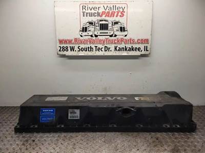 Volvo D13H Valve Cover