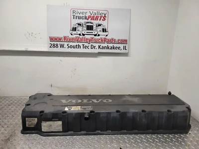 Volvo VED12 Valve Cover