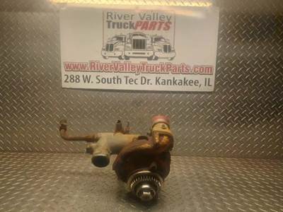 Caterpillar C13 Water Pump for a 2006 Freightliner Columbia 112