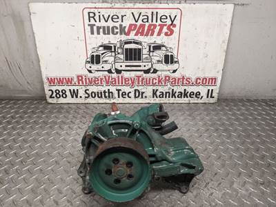 Volvo VED12 Water Pump for a 1995 White WG