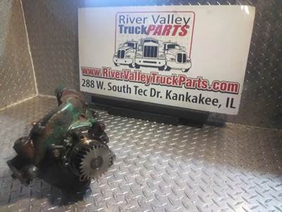 Volvo VED12 Water Pump for a 2001 Volvo VNL