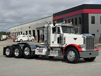 Peterbilt 379 Tri Axle Day Cab Truck - Caterpillar 475HP, 18 Speed Manual