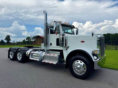 Peterbilt 389 Day Cab Truck - Paccar 500HP, 18 Speed Manual
