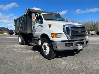Ford F-750 XLT Single Axle Dump Truck - Cummins 240HP, Automatic, 14' Dump