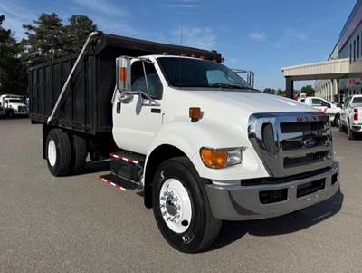 Ford F-750 XLT Single Axle Dump Truck - Cummins 240HP, Automatic, 14' Dump