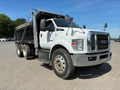 Ford F-750 XLT Single Axle Dump Truck - 6.7L POWER STROKE, Automatic, 14' Dump
