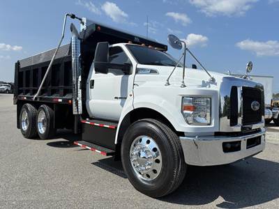 Ford F-750 XLT Single Axle Dump Truck - 6.7L POWER STROKE, Automatic, 14' Dump