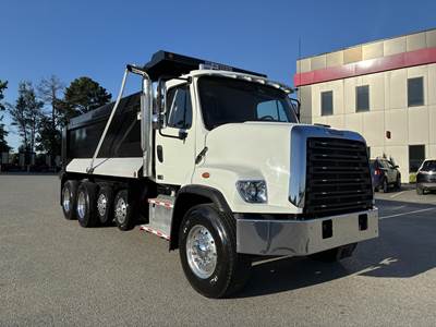 Freightliner 108SD Quad Axle Dump Truck - Cummins 370HP, 6 Speed Allison Rds Automatic, 17.5' Dump