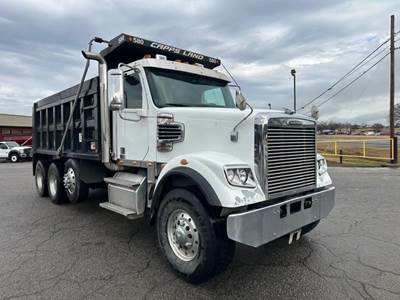 Freightliner Coronado 122 SD Tri Axle Dump Truck - Detroit 470HP, 6 Speed Allison Rds Automatic, 17' Dump