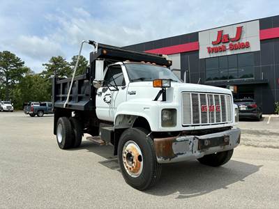 GMC TopKick C7500 Single Axle Dump Truck - Caterpillar 185HP, 5+2 Speed Manual, 10' Dump