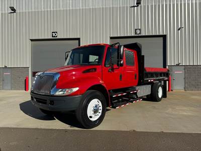 International DuraStar 4400 Dump Truck - DT466 260HP, Automatic, 12' Dump
