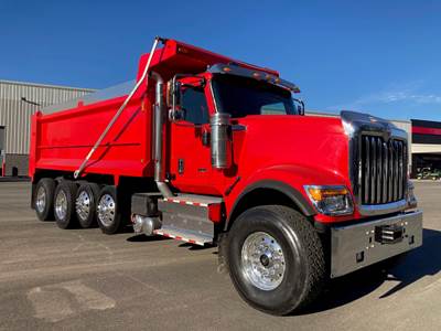 International HX Quad Axle Dump Truck - Cummins 565HP, 18 Speed Manual, 19.5' Dump