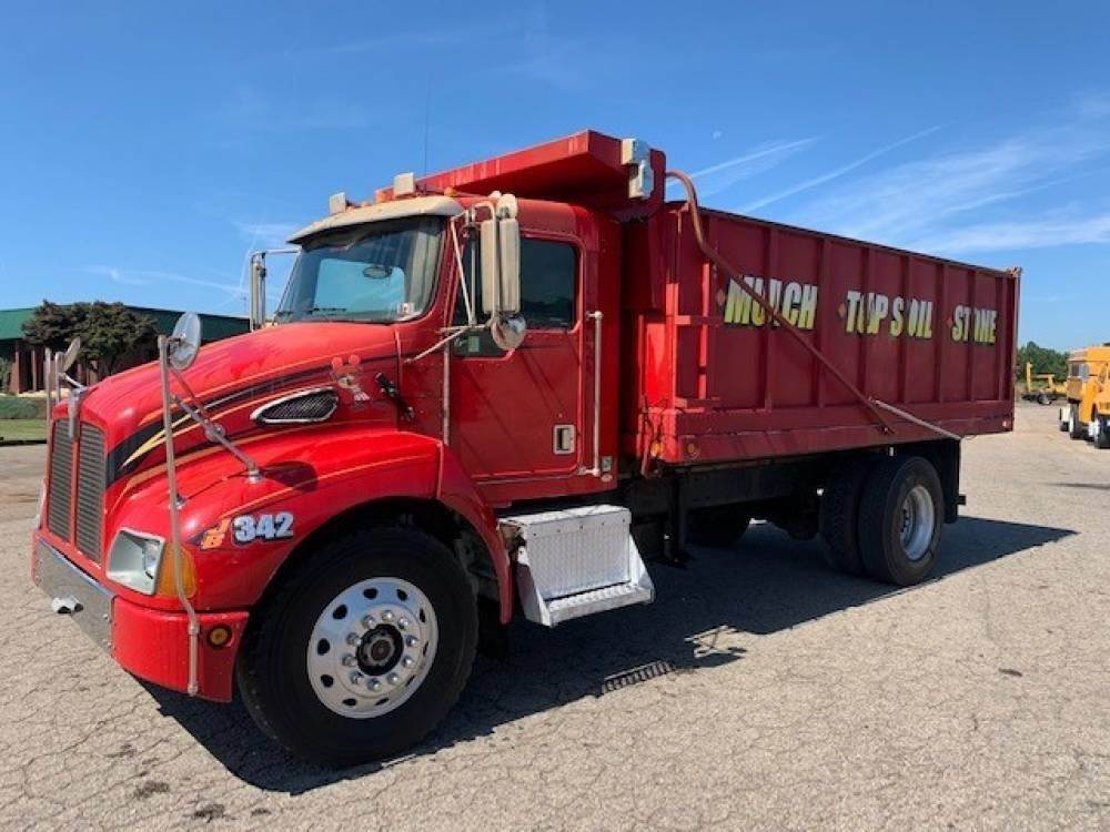 1996 Kenworth T300 Single Axle Dump Truck Caterpillar 210HP, 6 Speed