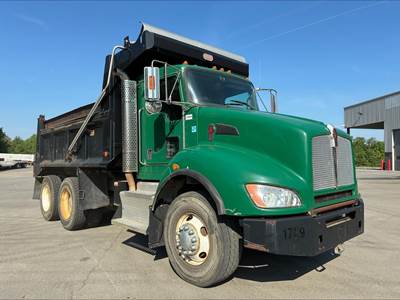 Kenworth T440 Dump Truck - Paccar 330HP, 8Ll Manual, 14' Dump