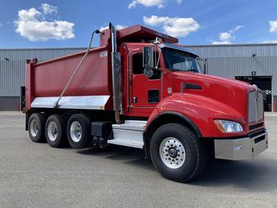 Kenworth T440 Tri Axle Dump Truck - Paccar 370HP, Automatic