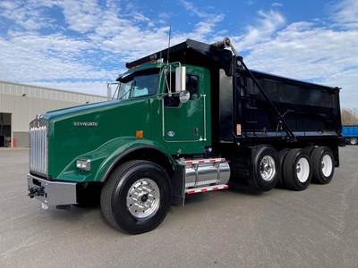 Kenworth T800 Tri Axle Dump Truck - Paccar 455HP, 6 Speed Allison Rds Automatic, 17.5' Dump