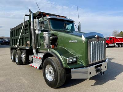 Kenworth T800 Tri Axle Dump Truck - Cummins 450HP, 8Ll Manual, 16' Dump