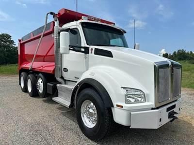Kenworth T880 Tri Axle Dump Truck - Paccar 455HP, Automatic