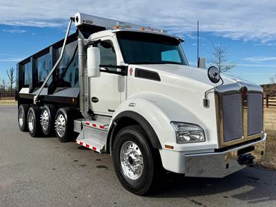Kenworth T880 Quad Axle Dump Truck - Paccar 405HP, 18 Speed Ultrashift Automatic, 20' Dump