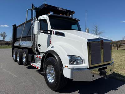 Kenworth T880 Tri Axle Dump Truck - Paccar 510HP, Automatic