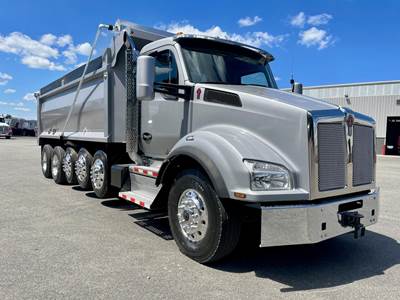 Kenworth T880 Five Axle Dump Truck - Paccar 485HP, 8Ll Manual, 22' Dump
