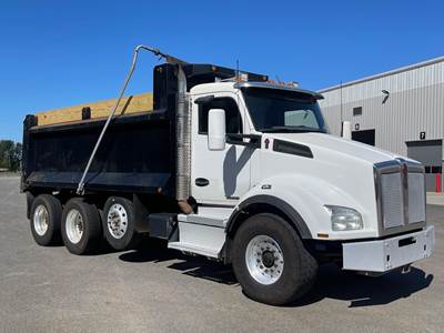 Kenworth T880 Tri Axle Dump Truck - Paccar 455HP, 6 Speed Allison Rds Automatic, 17' Dump